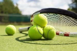 Tennis Racquet-Balls